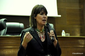 1-Mabel Lozano en el Club de Opinión La Sabina140416295